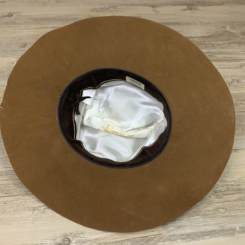 Serratelli Cattlemen’s Hat 2x Entre III Pecan 4 inch Size 6 7/8 Cowboy Hat